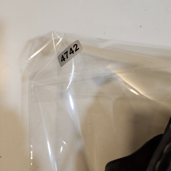 Croft & Borrow Black Comfort Sandals size 8M - Picture 10 of 10